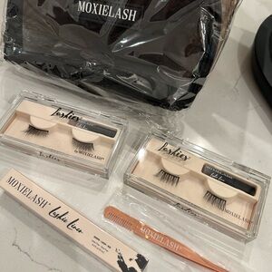 MoxieLash Eyelash Kit with Accessories